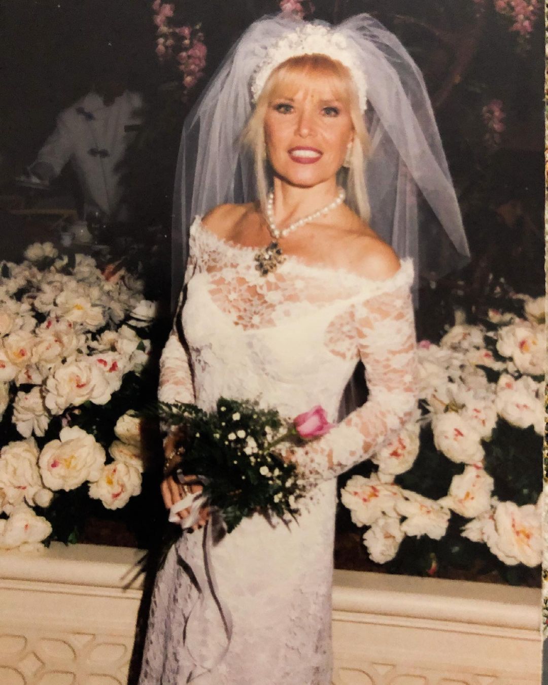 Gönül Yazar Gelinlik