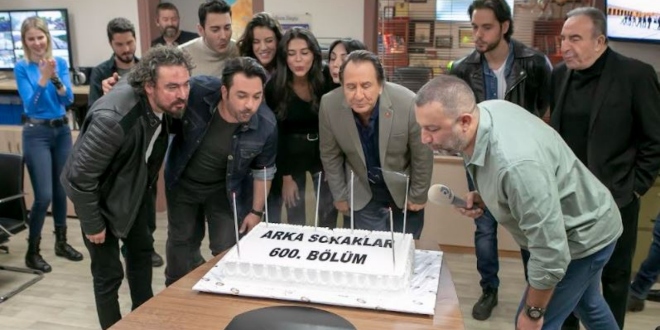 Arka Sokaklar Ekibinden 6000. Bölüm Açıklaması