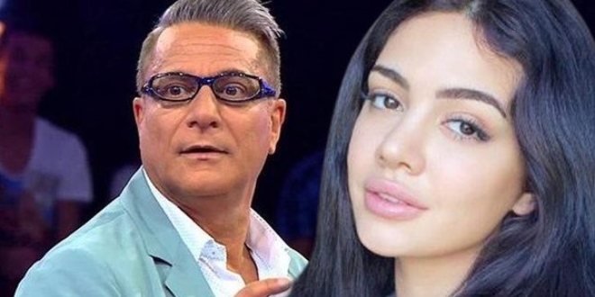 Ece Ronay Mehmet Ali Erbil' in Taciz Mesajlarını İfşa Etti