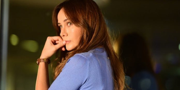 Deniz Mehmet'in Geçmişini Araştırmaya Başlıyor