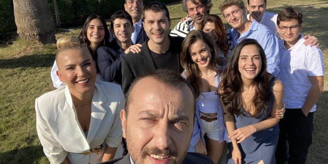 Oyuncu Eşini Affetti.