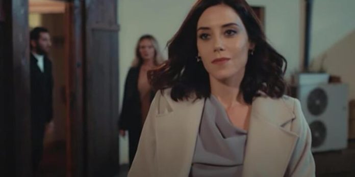 Asya Aras'ı Dinlemeden Terk Ediyor