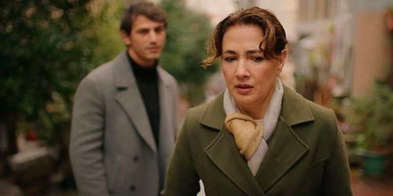 Kırmızı Oda 56. Bölüm Fragmanı Yayınlandı Mı? Sinan Pembe’ye Evlenme Teklif Ediyor!