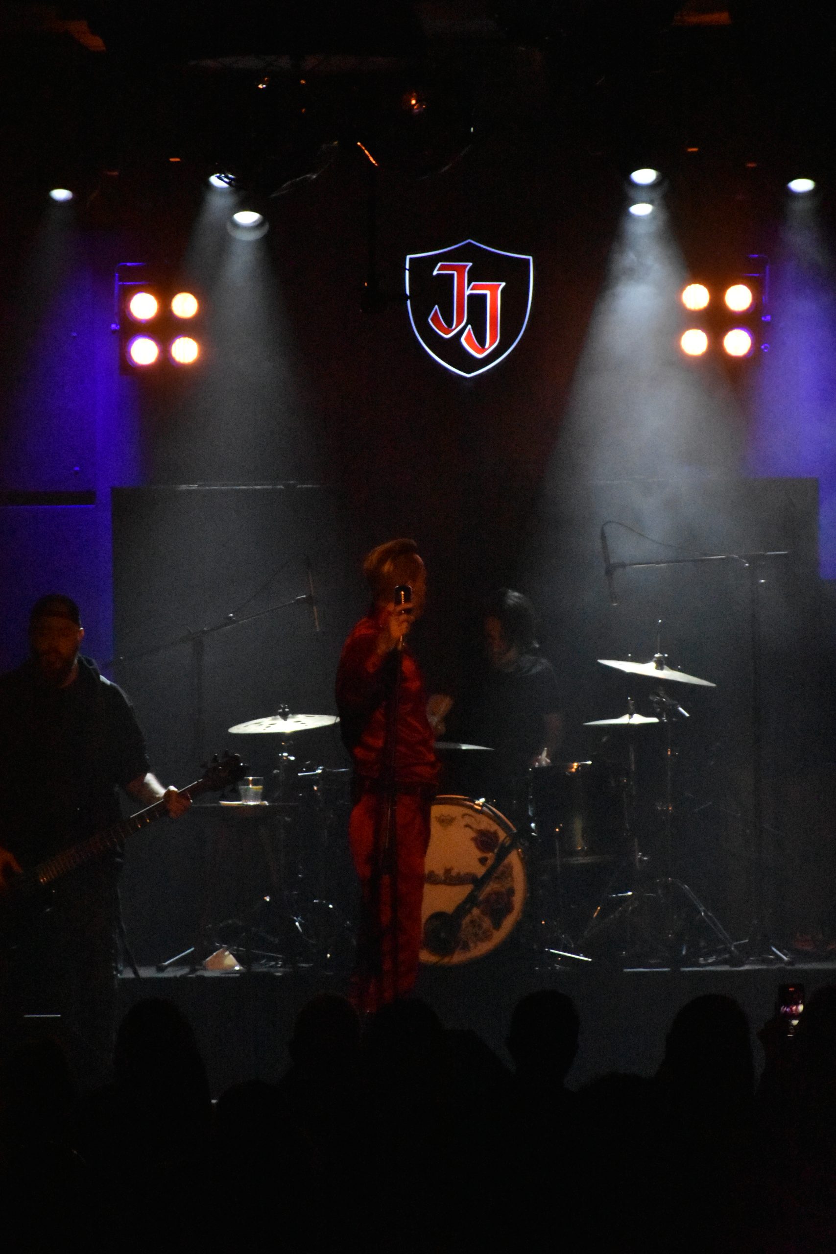 Cem Adrian' dan Jolly Joker Vadi İstanbul 