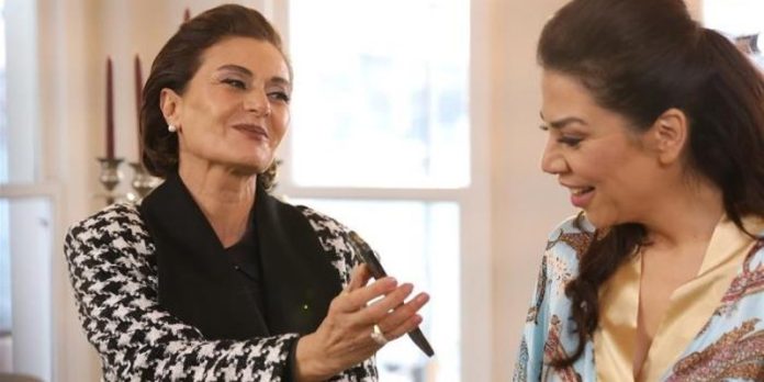 Benan İle Füsun Gizli Evliliği İfşa Ediyor