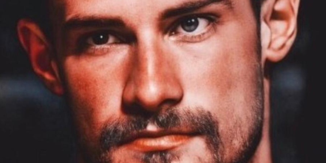 Batuhan Karacakaya' dan Çok Anlamlı Hareket!...