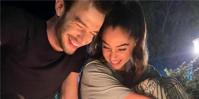 Cemre Baysel ve Aytaç Şaşmaz Yılın En İyi Çifti!