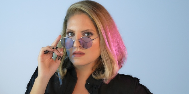 Deniz Çevik' ten Yepyeni Bir Single Çalışması Geldi “SEVDAN OLMASA”...