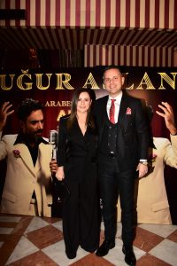 Merve Özbey Ve Kenan Koçak