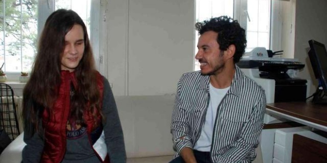 Buray'dan Görme Engelli Ameliya'ya Duygulandıran Sürpriz