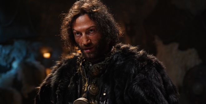 Mehmet Ünal Dizide Tüm Dikkatleri Üstüne Çekti