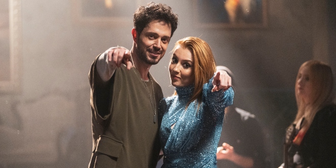 Murat Boz'un Olay Yaratan Seksi Dansı!