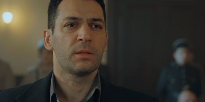 Aziz Efnan'ı Kurtarmak İçin Kendisini Feda Ediyor