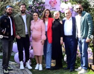 Hande Soral Baby Shower