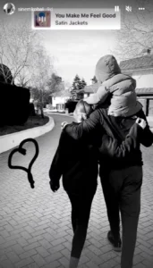 Sinem Kobal İle Kenan İmirzalıoğlu' nun Aile Pozu