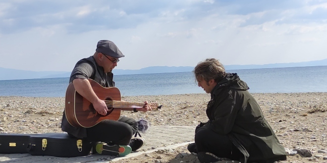 İrfan Alış ve Barış Çapkın’ dan “ Meydanlar ”a Akustik Performans!...