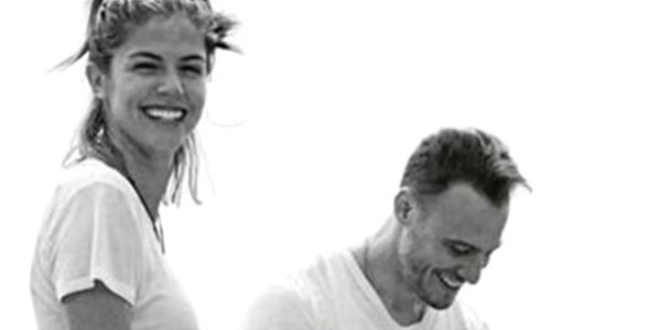 Kerem Bürsin Ve Şarkıcı Stephanie Cayo' dan Aşk Açıklaması...