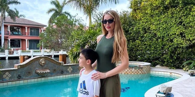 Petek Dinçöz Miami'ye Yerleşti