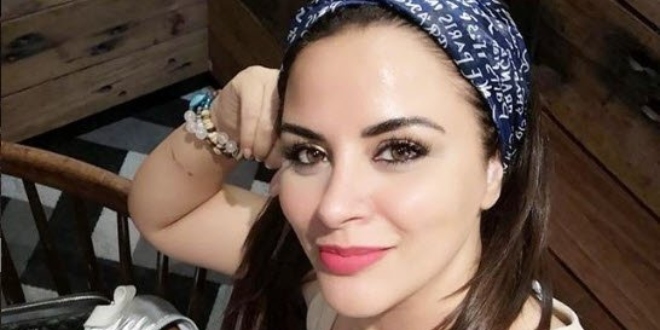 Şarkıcı Zara 'nın Annesi İle Pozları Adeta Sosyal Medyayı Salladı...
