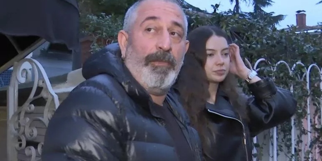 Cem Yılmaz Ayrılığı Doğruladı