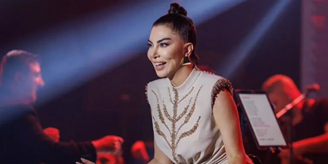 Ebru Yaşar'dan Topuklu Ayakkabı Açıklaması