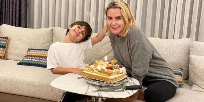 Ece Erken 'in Doğum Günü 'ndeki Paylaşımı Yürekleri Dağladı!...