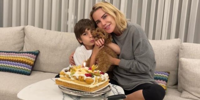 Ece Erken İsyan Bayrağını Açtı: 