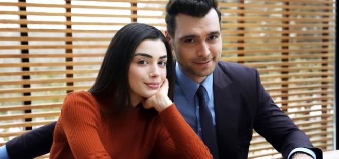 Özge Yağız ve Hakan Kurtaj Aşk Mı Yaşıyor?