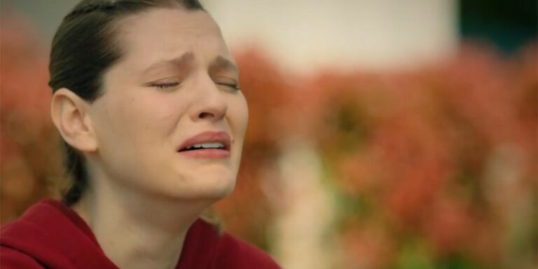 Kardeşlerim 52. Bölüm 1. Fragmanı Yayında! Harika Küçümsediği Kümeste Yaşamaya Başlıyor!