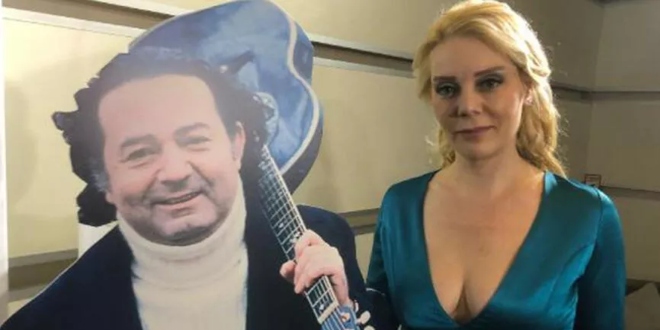 Kayahan 'ın Kızı Beste Açar Aradığı Aşkı Sonunda Buldu!...