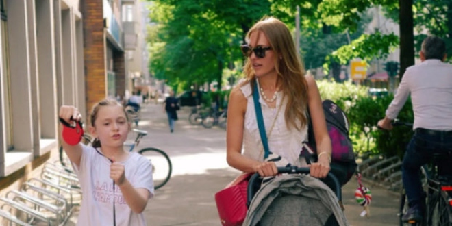 Meryem Uzerli Kızlarıyla Berlin'de