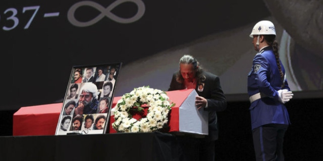 Cüneyt Arkın 'ın Cenazesinde Ayıp Ettiler...