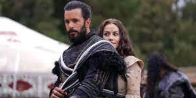 Şahan Gökbakar 'ın Tweet' ini Paylaşan Ünlü Oyuncu İşinden Kovuldu!...