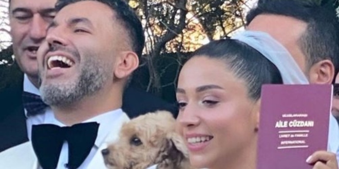 Son Dakika!...Zeynep Bastık Tolga Akış 'dan Boşanıyor Mu?...