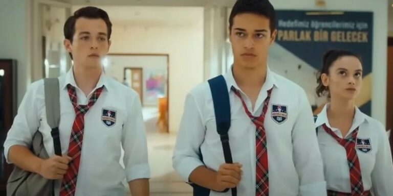 Tozluyaka 2. Bölüm 1. Fragmanı Yayında! Üç Arkadaş Vefa’nın Katilini Bulmak İçin Okula Giriyor!