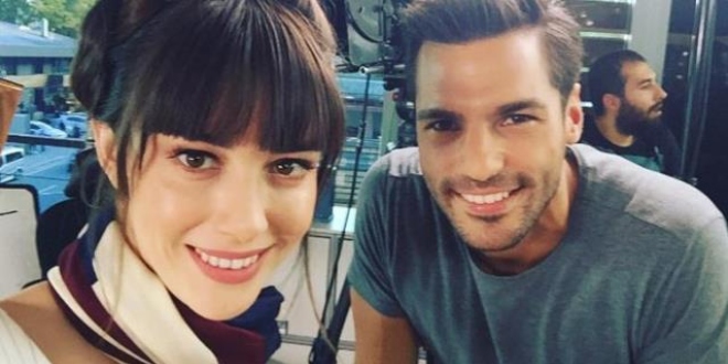 Ünlü Oyuncu Çift Özge Gürel İle Serkan Çayoğlu Bakın Nerede Evlenecek!...