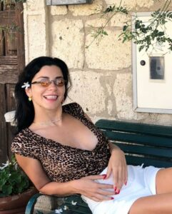 Merve Boluğur Süryensiz Poz