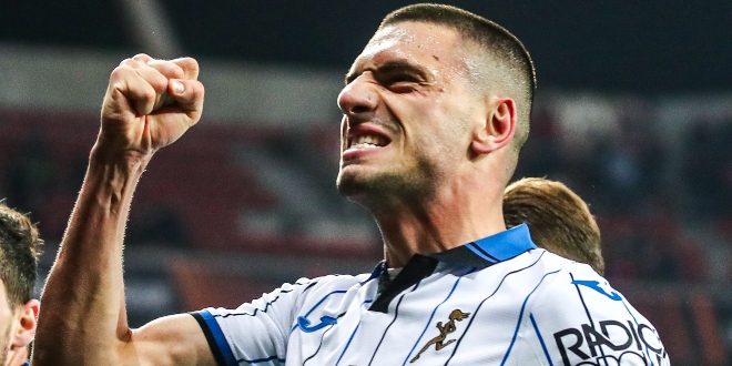 Yıldız Oyuncu Merih Demiral İle Ünlü Markanın Mükemmel Geri Dönüşü!...