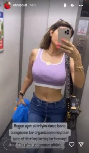 Ebru Polat 'ın Asansör Pozu