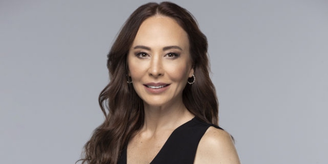 Ahu Sungur: Sevgiye Zaafım Var