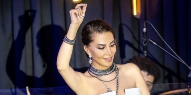 Ebru Yaşar Projesiyle Alkışı Haketti!...