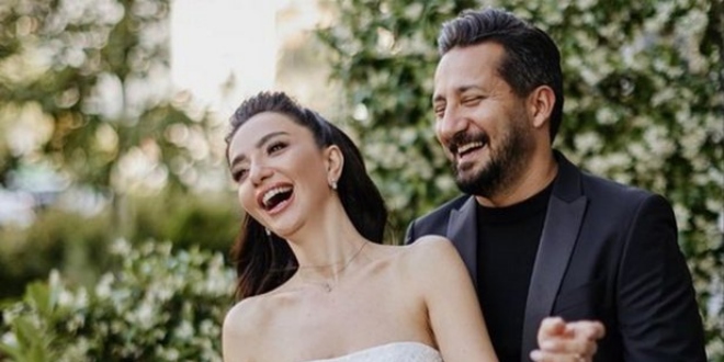Öykü Gürman'dan Düğün Hakkında Açıklamalar