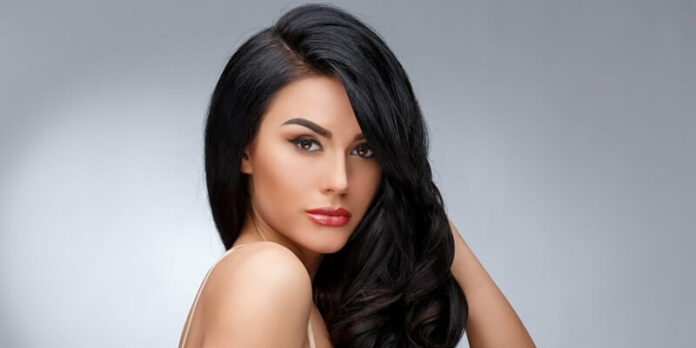 Farklı Saç Modelleri İle Her Gününüzü Özelleştirin