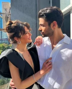 Halit Özgür Sarı Sinem Ünsal