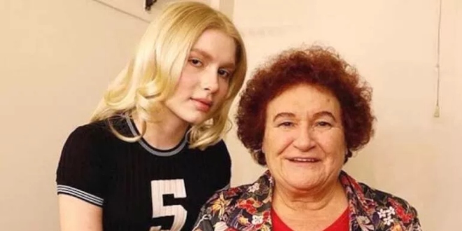 Aleyna Tilki Selda Bağcan'la Düet Yaptı