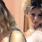 unlu-model-aysun-kayaci-mayosuyla-goruntulendi-bodrum-da-ortaya-cikan-kayaci-nin-eski-halinden-eser-