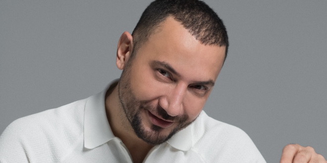 Emrah Çalapkulu: Z Kuşağının Gölgesinde Kalmaktan Korkan Sanatçılar Var