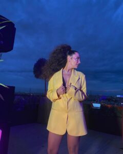 Su Soley İstanbul Gecelerinde.