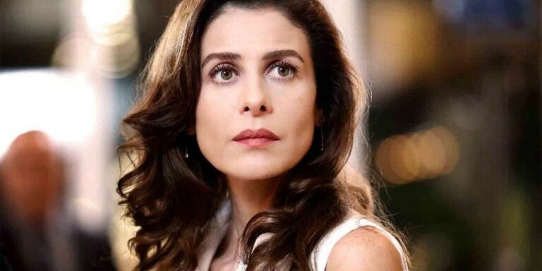 Ben Bu Cihana Sığmazam 1. Bölüm Ön İzleme Yayında! Leyla Cezayir’in Yaşadığından Habersiz Yas Tutuyor!