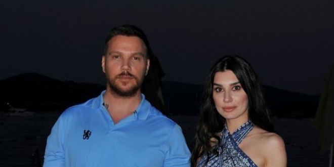 Burcu Kıratlı Yüzüğü Geri Göndermiş